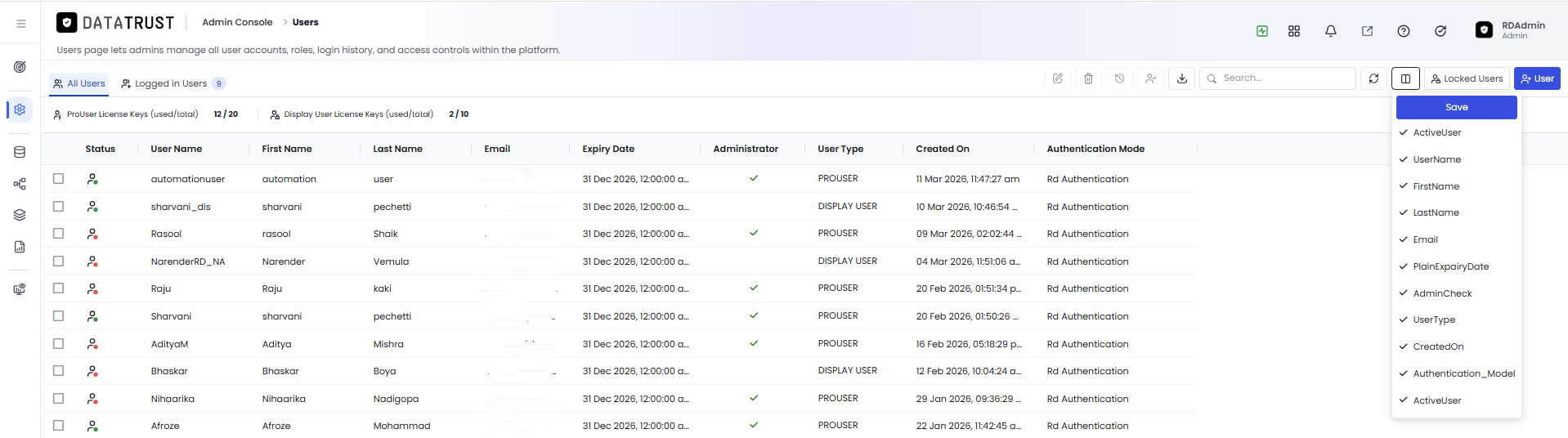 Logged-In Users page — Table Fields selector for customizing visible columns